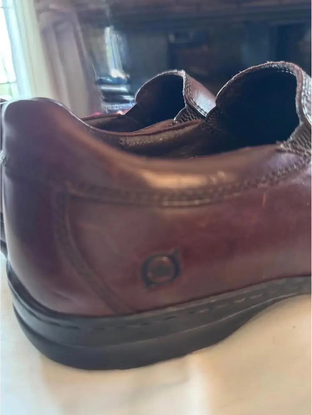 Born Brown Leather Loafers Men's Size 9W Slip-On Apron Toe Shoes